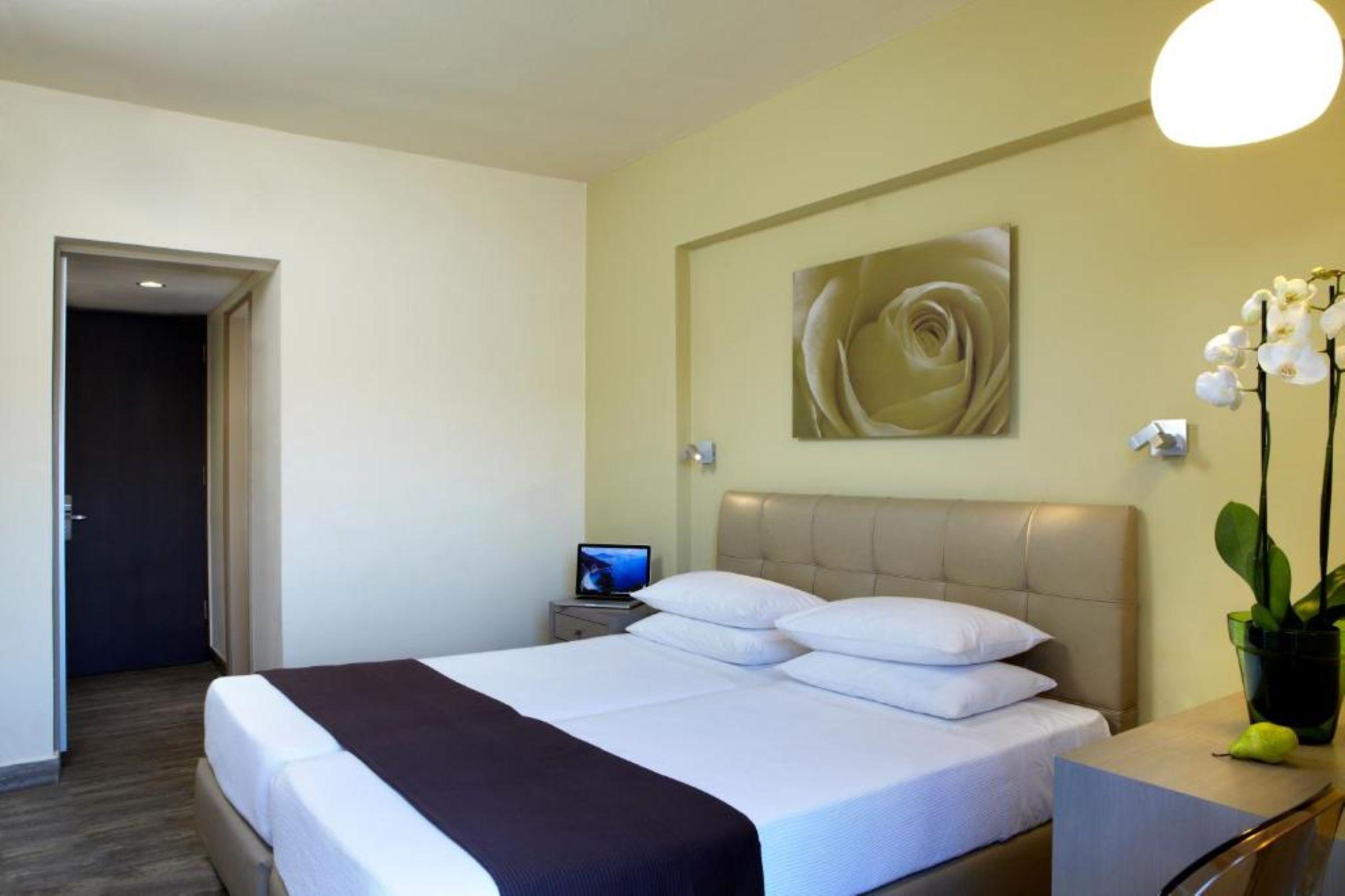 Mouikis Hotel Kefalonia Argostolion Dış mekan fotoğraf