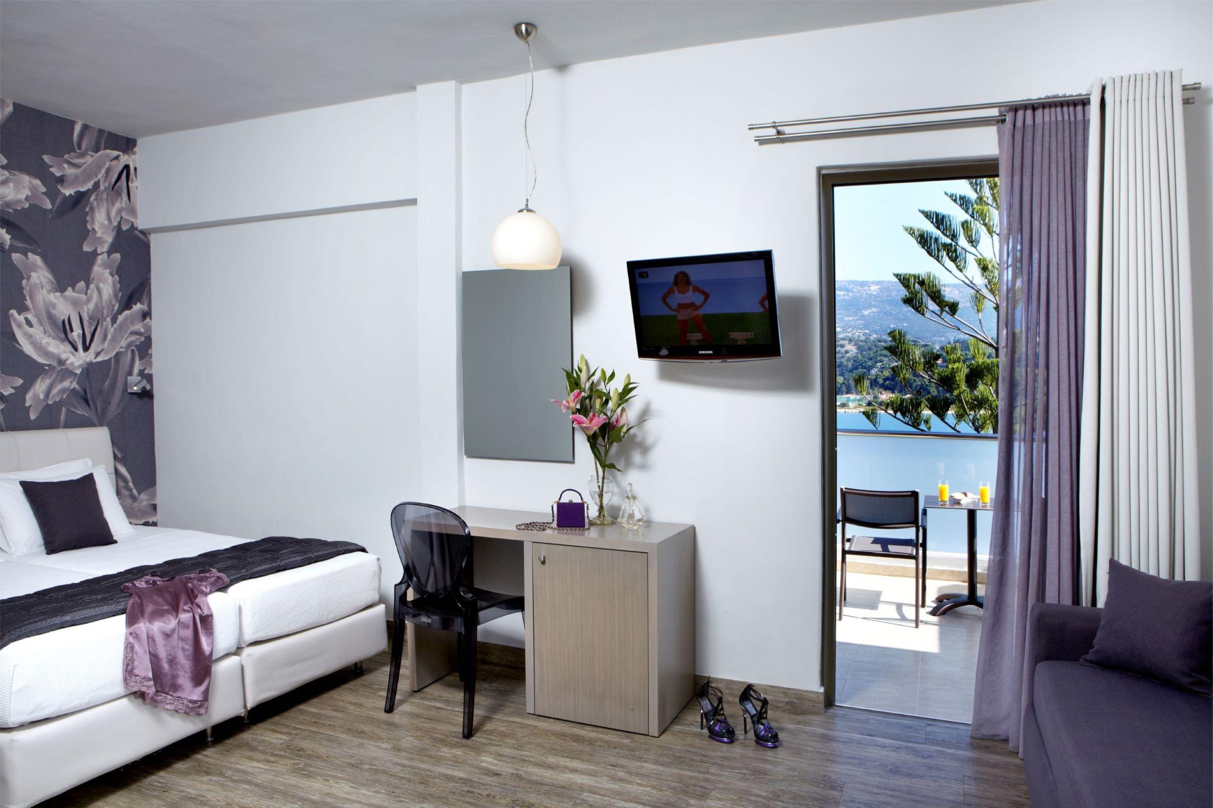 Mouikis Hotel Kefalonia Argostolion Dış mekan fotoğraf