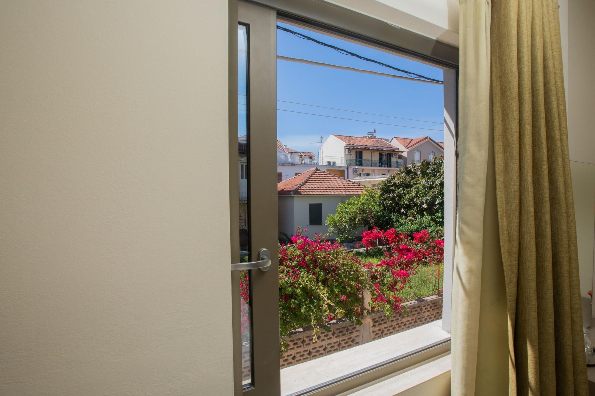 Mouikis Hotel Kefalonia Argostolion Dış mekan fotoğraf