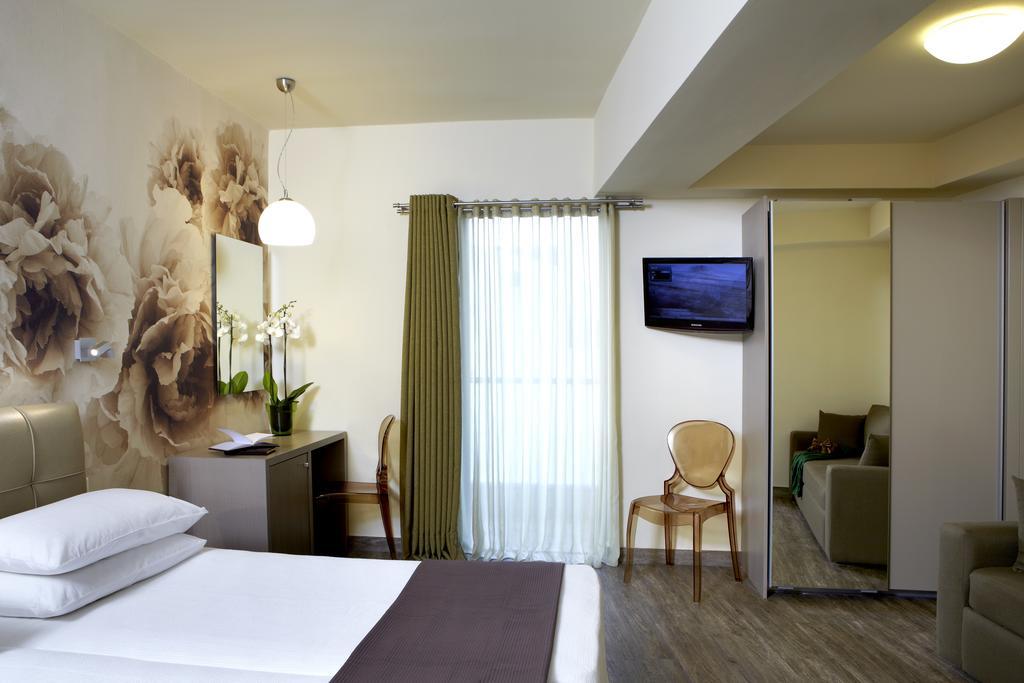 Mouikis Hotel Kefalonia Argostolion Dış mekan fotoğraf